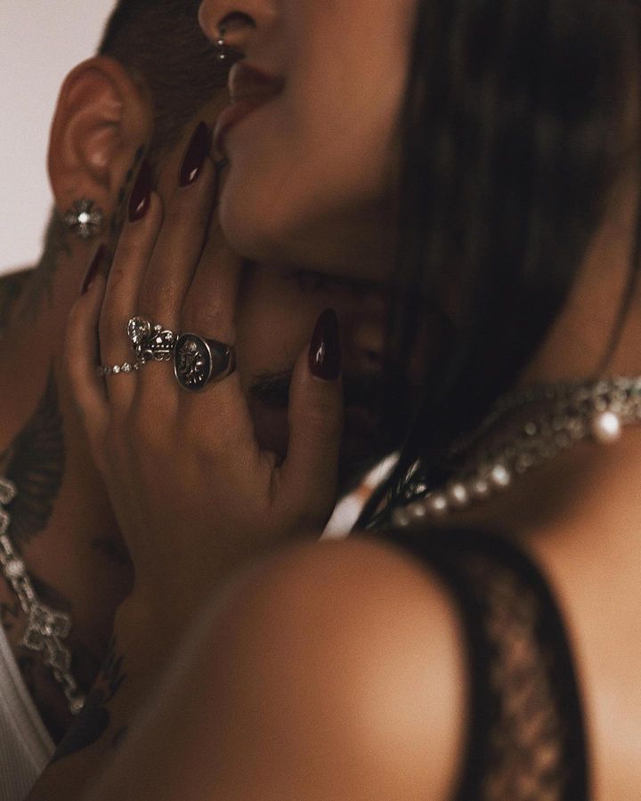 Cazzu se destaca en la portada de Playboy México, mostrando su empoderamiento y sensualidad 3