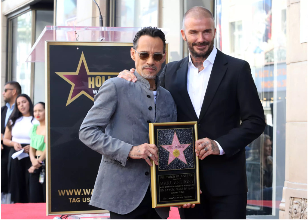 Marc Anthony y el invitado sorpresa David Beckham