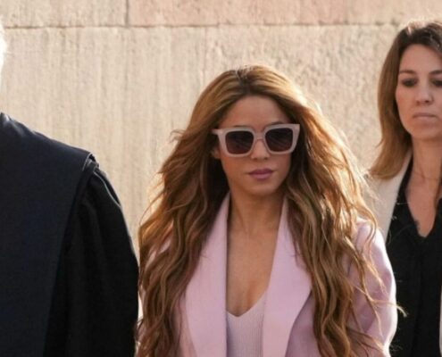 Como quedo la fortuna de Shakira después de pagar deuda con España
